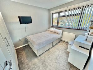 Photo 5- click for photo gallery